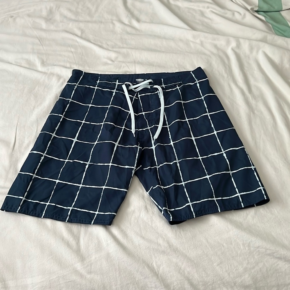 Men’s Navy Blue Old Navy Shorts (M)
